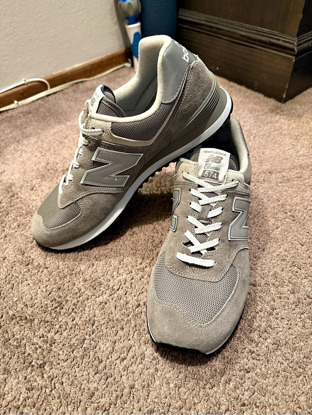 New Balance: 574 Men's 12 D (Grey & White)